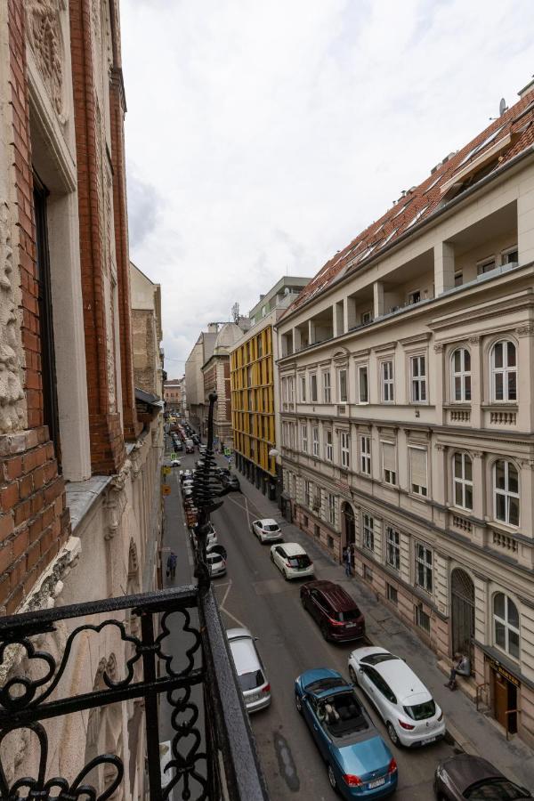 Csengery Deluxe Home With Balcony Budapest Eksteriør billede